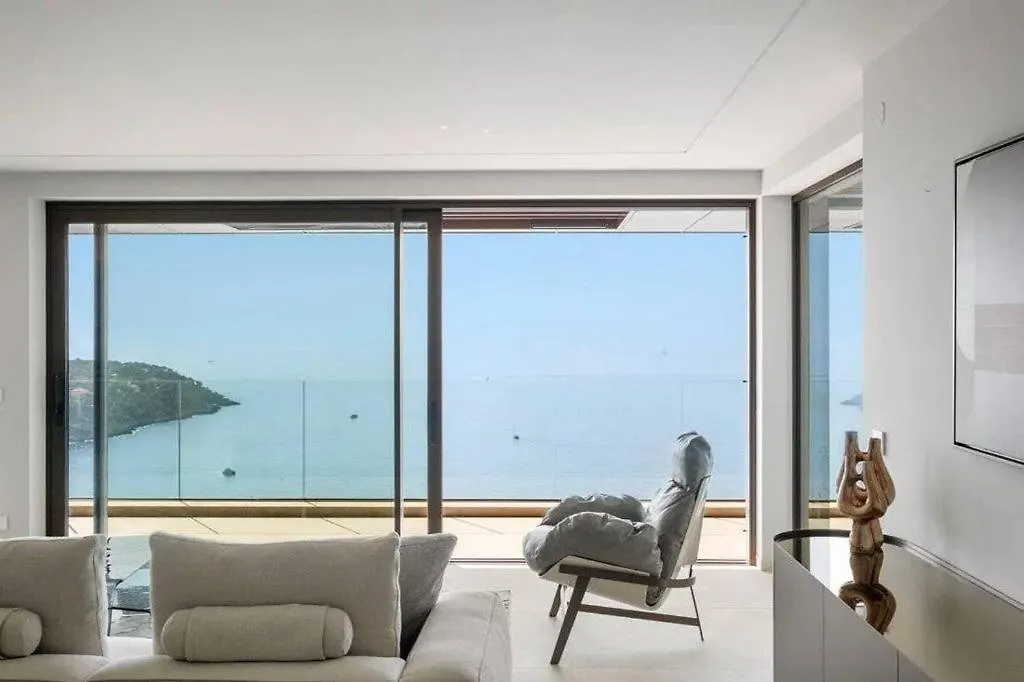 Unique Sea View - Parking Apartment Roquebrune-Cap-Martin 0*,  France