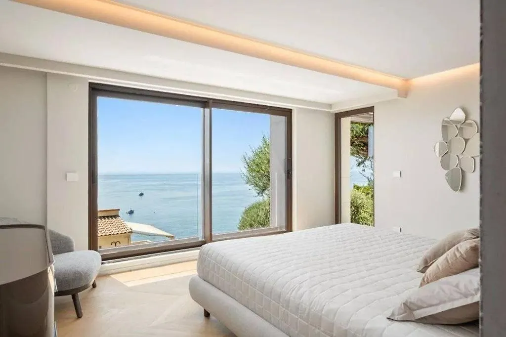 Unique Sea View - Parking Apartment Roquebrune-Cap-Martin 0*,  France